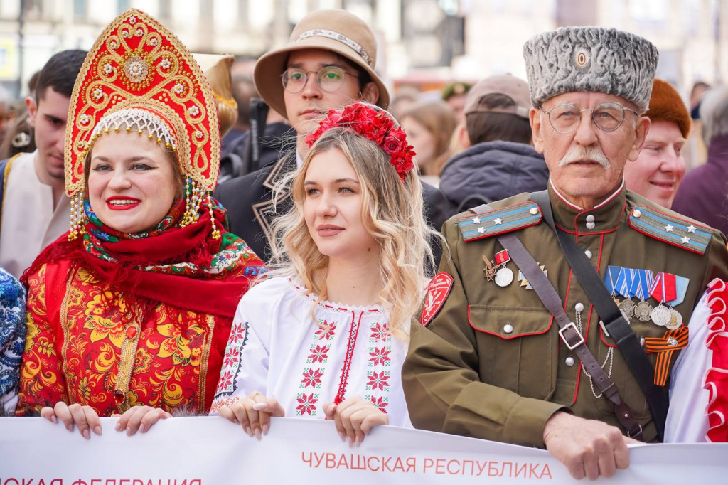 Шествие Бессмертный полк3.jpg Шествие Бессмертный полк3.jpg